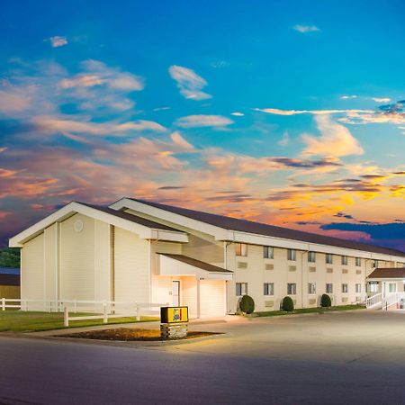 Super 8 By Wyndham Nevada Hotel Luaran gambar