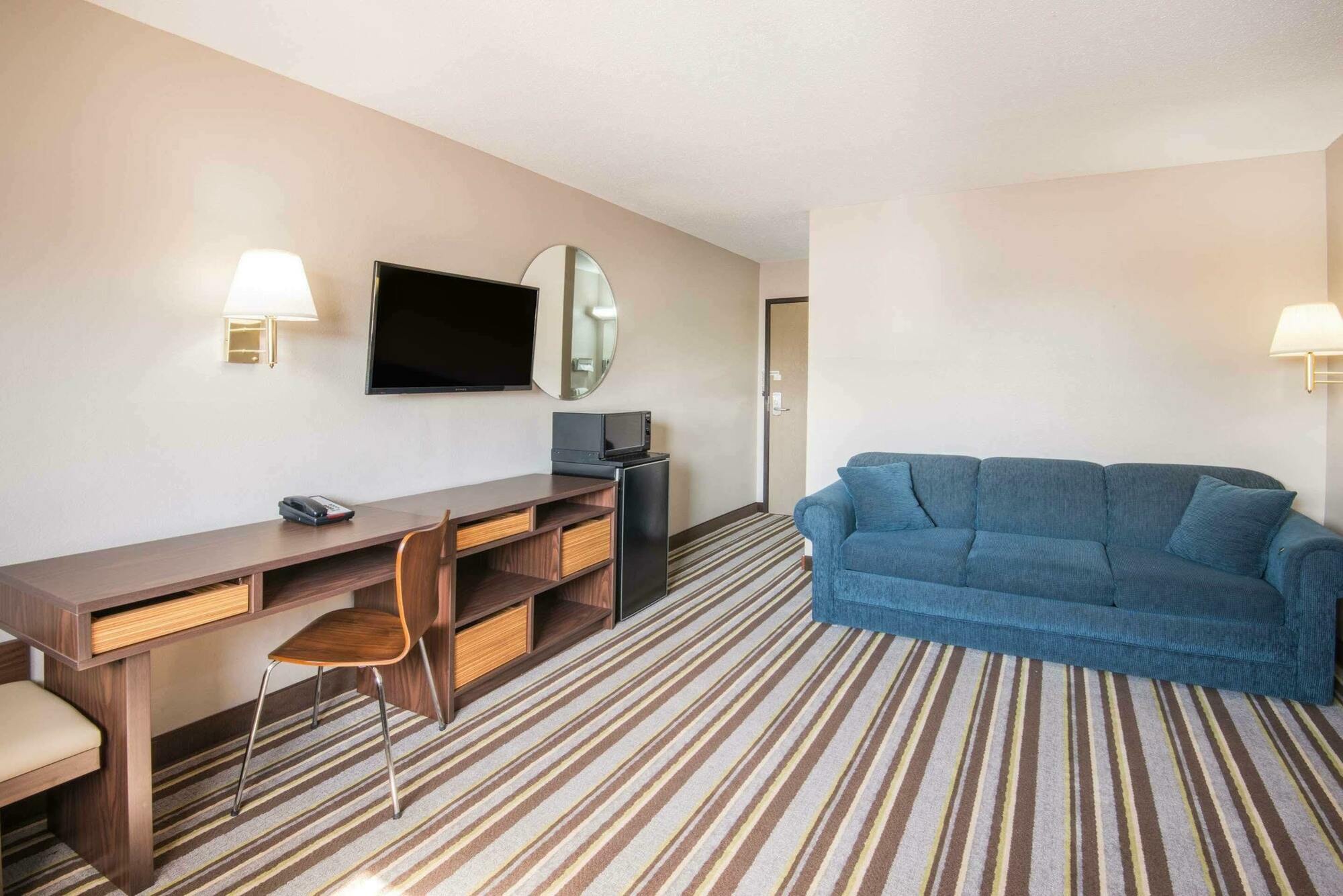Super 8 By Wyndham Nevada Hotel Luaran gambar